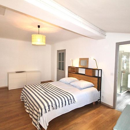 Grand Appartement Avec Vue Sur Quai Sete Luaran gambar